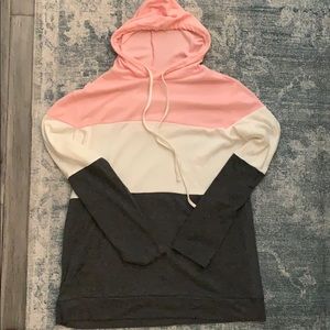 Lightweight, 80s-like, color-block hoodie